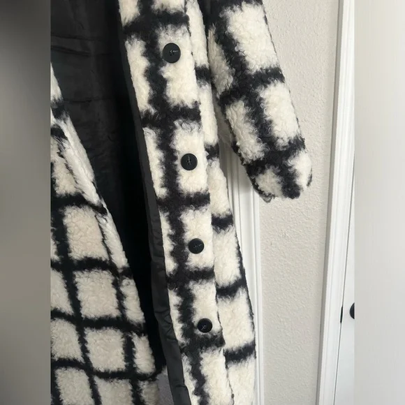 Plaid Pattern Double Breasted Teddy Coat - Picture 2 of 4